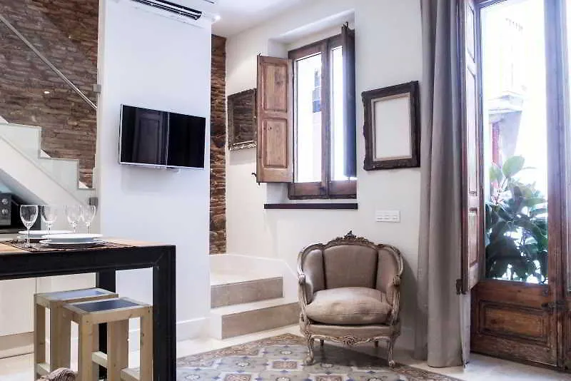 We Town House With Terrace Daire Barselona 0*,  İspanya