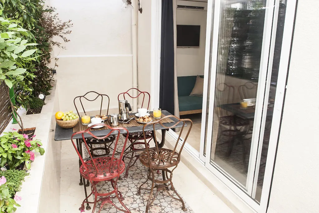 We Town House With Terrace Daire Barselona