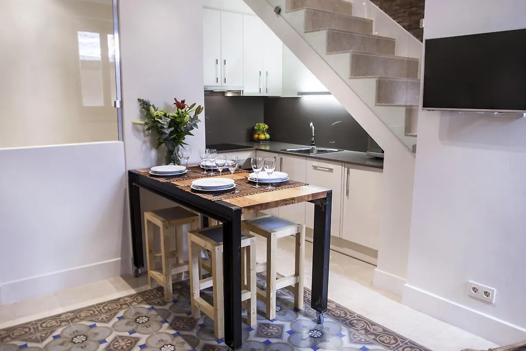 We Town House With Terrace Daire Barselona İspanya